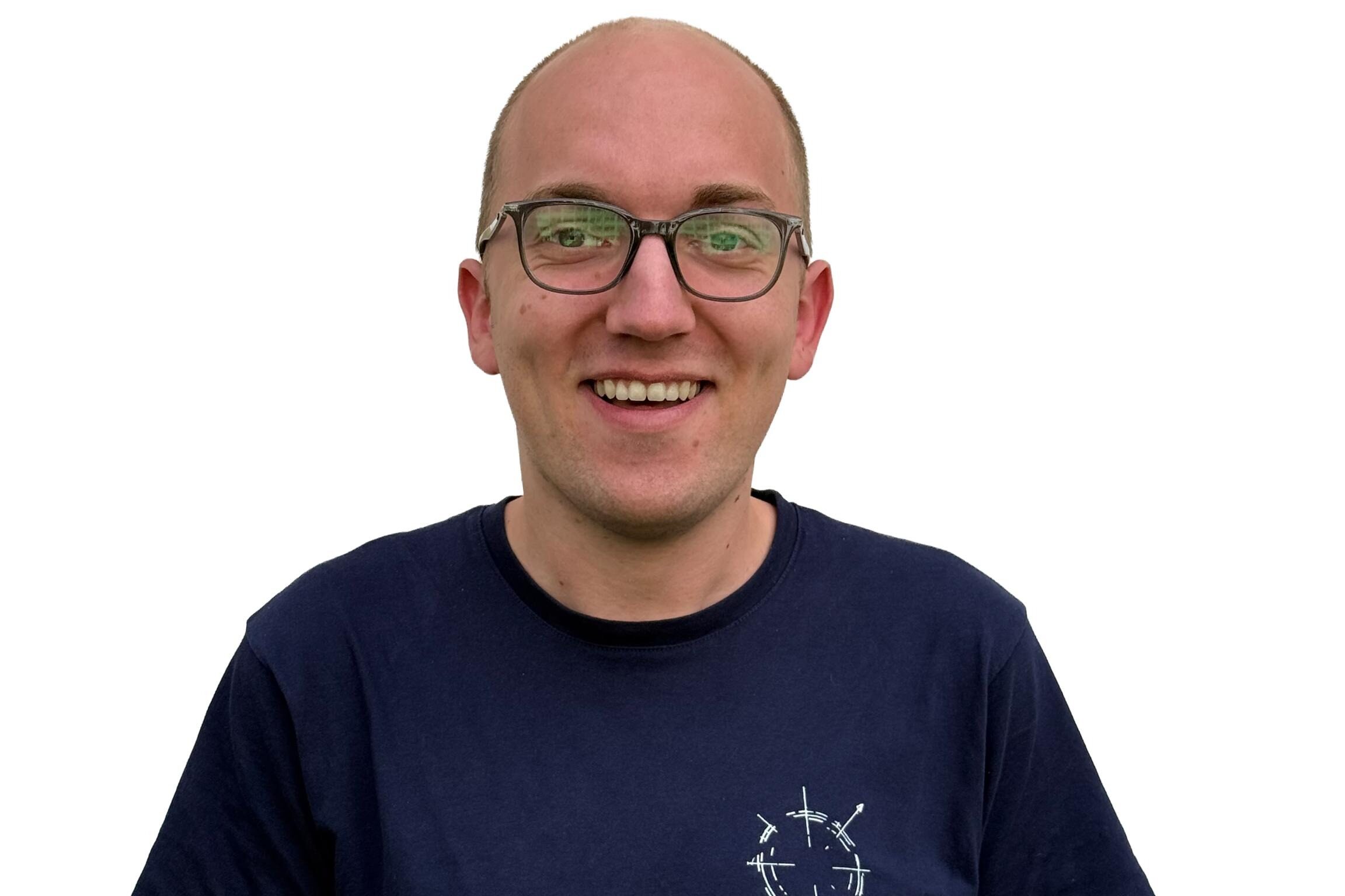 signal-2025-09-08-102301-scaled-aspect-ratio-3-2