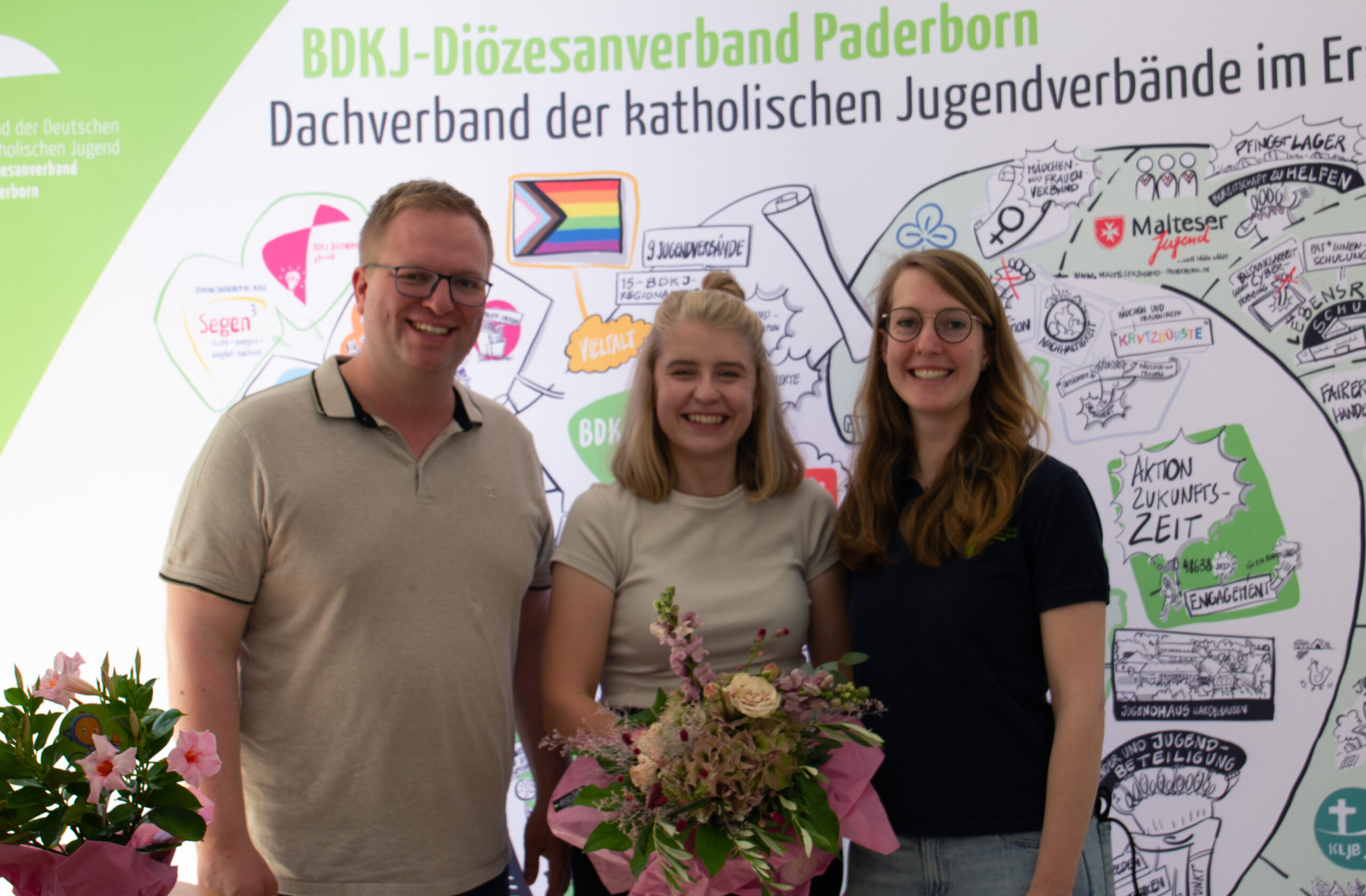 Gemeinsam bilden weiterhin Jan Hilkenbach, Lena Topp und Helena Schmidt (v.l.n.r.) den Vorstand des BDKJ-Diözesanverbandes Paderborn.